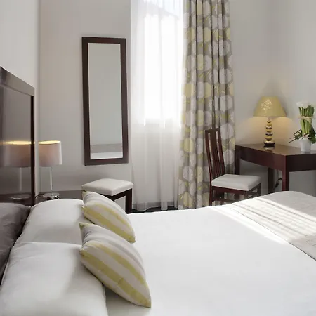 Hotel Relais Acropolis Nice-3